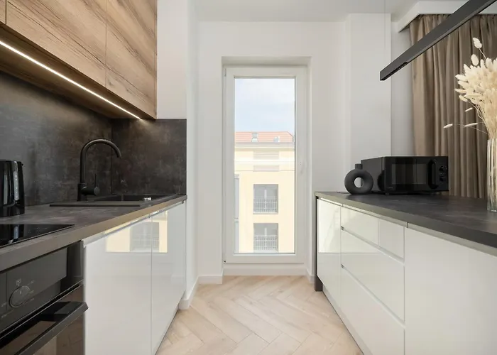 Elegancki Z Parkingiem Blisko Starego Miasta By Renters Apartament *