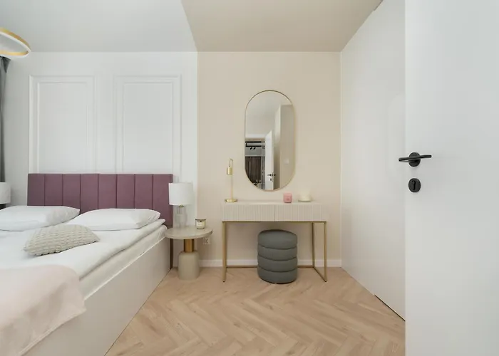 Apartament Elegancki Z Parkingiem Blisko Starego Miasta By Renters