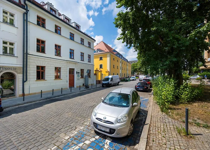 Elegancki Z Parkingiem Blisko Starego Miasta By Renters Apartament *
